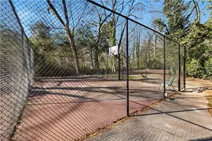 6700 Roswell Rd, Atlanta, GA 30328 - Photo 30