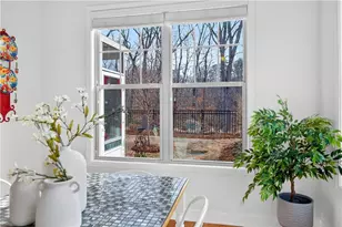 310 Pepperwood Wy, Canton, GA 30114 - Photo 16