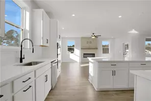 742 Xrd Ct SW, Powder Springs, GA 30127 - Photo 10