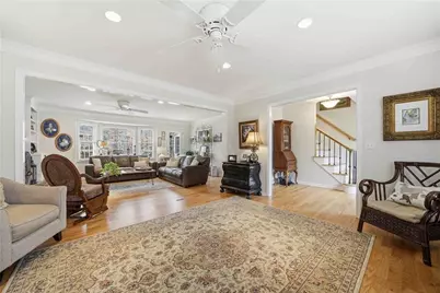 5410 Sandell Court, Atlanta, GA 30338 - Photo 8