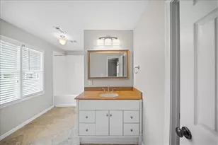 1160 Thornwell Dr NE, Brookhaven, GA 30319 - Photo 42