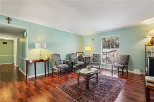 5544 Kingsport Dr NE, Atlanta, GA 30342 - Photo 2