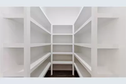 208 Indian Hills Trail, Marietta, GA 30068 - Photo 40