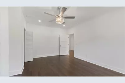 208 Indian Hills Trail, Marietta, GA 30068 - Photo 6