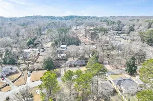 186 W Lake Dr NW, Atlanta, GA 30314 - Photo 38