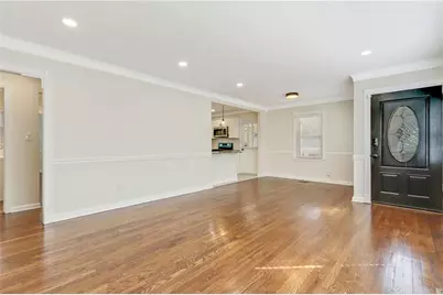 186 W Lake Drive NW, Atlanta, GA 30314 - Photo 8