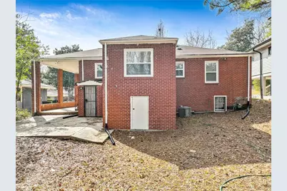 186 W Lake Drive NW, Atlanta, GA 30314 - Photo 32