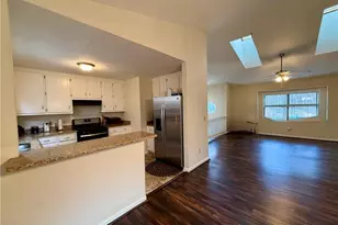 6035 Stone Wood Dr NW, Kennesaw, GA 30152 - Photo 6