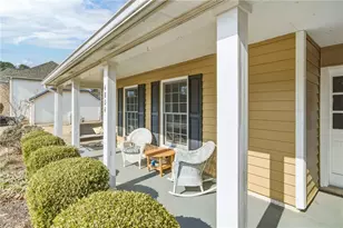 4804 Augustus Ct, Woodstock, GA 30188 - Photo 4