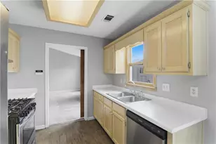 772 Shoal Cir, Lawrenceville, GA 30046 - Photo 16