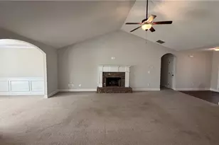 707 River Mist Cir, Jefferson, GA 30549 - Photo 4