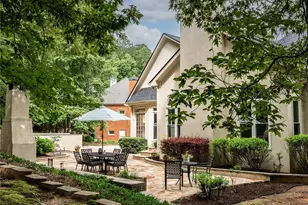 5940 Plantation Dr, Roswell, GA 30075 - Photo 2