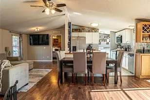 7328 Freeman Rd, Cumming, GA 30028 - Photo 4