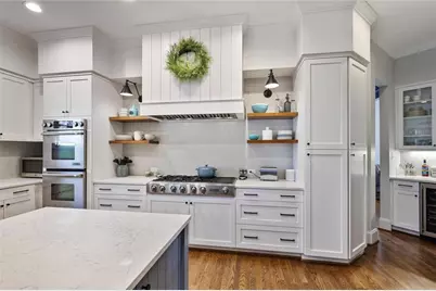 3385 Osborne Road NE, Brookhaven, GA 30319 - Photo 10