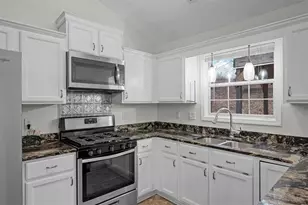 5066 Allison Way, Sugar Hill, GA 30518 - Photo 6