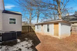 34 Wade St, Winder, GA 30680 - Photo 22