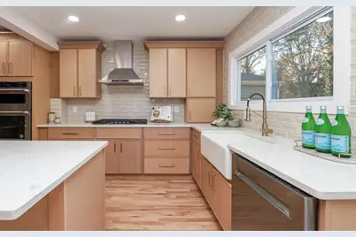 2566 Creekwood Terrace, Decatur, GA 30030 - Photo 10