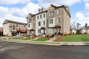 114 Brackley Dr, Cumming, GA 30040 - Photo 2