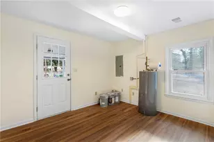 2844 Cardo Dr NW, Atlanta, GA 30318 - Photo 26