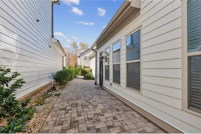 7330 Winthrop Road, Alpharetta, GA 30005 - Photo 14