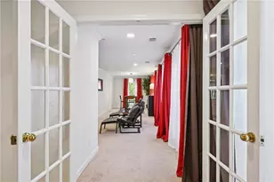 28214 Plantation Dr NE, Atlanta, GA 30324 - Photo 24