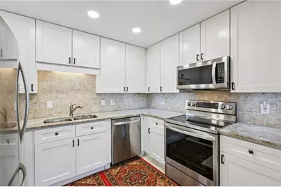 28214 Plantation Drive NE, Atlanta, GA 30324 - Photo 12