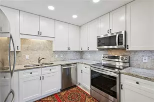 28214 Plantation Dr NE, Atlanta, GA 30324 - Photo 12