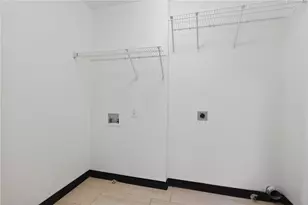 5546 Hurstcliffe Dr, Kennesaw, GA 30152 - Photo 26