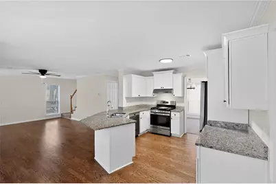 5546 Hurstcliffe Drive, Kennesaw, GA 30152 - Photo 10