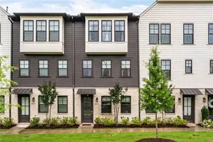 6635 Beacon Dr, Sandy Springs, GA 30328 - Photo 2