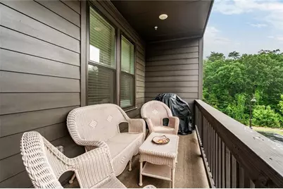 6635 Beacon Drive, Sandy Springs, GA 30328 - Photo 32