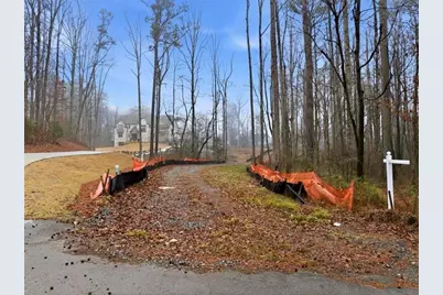 2361 Hembree Drive, Marietta, GA 30062 - Photo 2