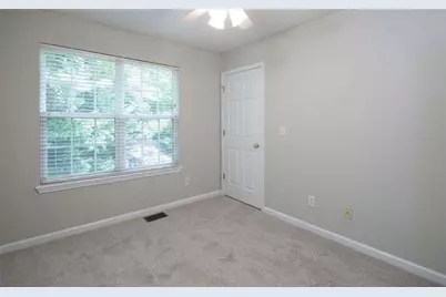 1199 Riverside Terrace, Gainesville, GA 30501 - Photo 16