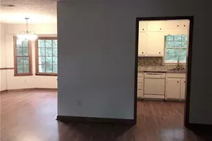 6859 Lake View Ln, Doraville, GA 30360 - Photo 6