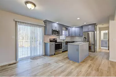 95 Pine Grove Circle, Newnan, GA 30263 - Photo 8