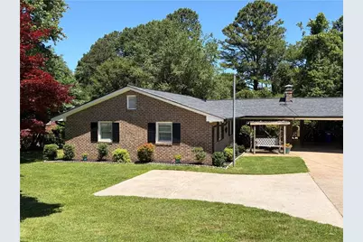 344 Holly Drive, Gainesville, GA 30501 - Photo 2
