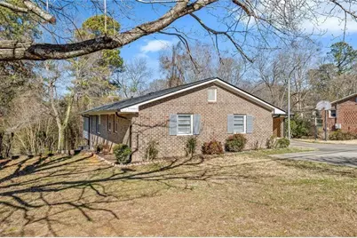 344 Holly Drive, Gainesville, GA 30501 - Photo 2