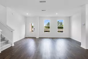 209 Groveton Ct, Euharlee, GA 30145 - Photo 2