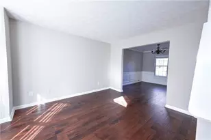 1135 Laurel Cove Dr, Snellville, GA 30078 - Photo 10