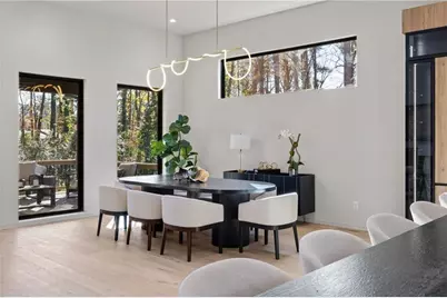 633 Pauley Place, Sandy Springs, GA 30328 - Photo 16