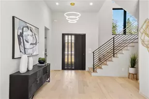 633 Pauley Pl, Sandy Springs, GA 30328 - Photo 4