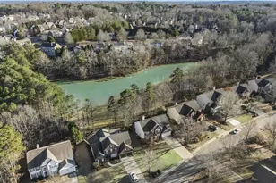 1305 Mountclaire Dr, Cumming, GA 30041 - Photo 2