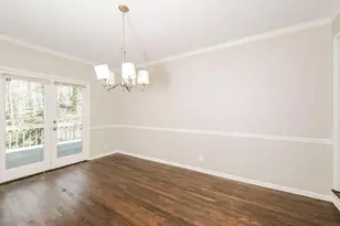 7127 Riverside Dr, Atlanta, GA 30328 - Photo 8