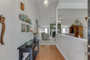 124 Edgewater Ct, Braselton, GA 30517 - Photo 4