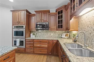 1028 Towne Lk Hls E, Woodstock, GA 30189 - Photo 18