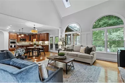 1028 Towne Lake Hills E, Woodstock, GA 30189 - Photo 10
