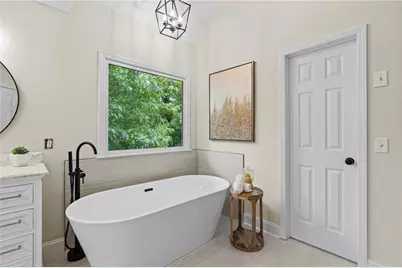 1028 Towne Lake Hills E, Woodstock, GA 30189 - Photo 34