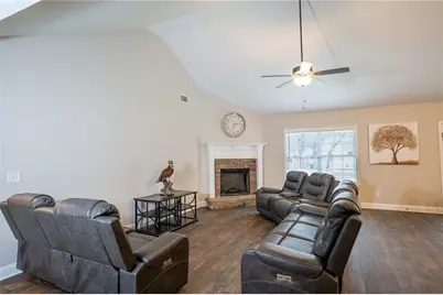 72 South Main Street, Maysville, GA 30558 - Photo 22