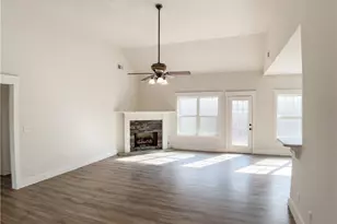 1139 Woodmere Dr, Loganville, GA 30052 - Photo 4