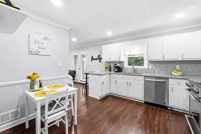 690 Trailwood Drive, Riverdale, GA 30274 - Photo 10